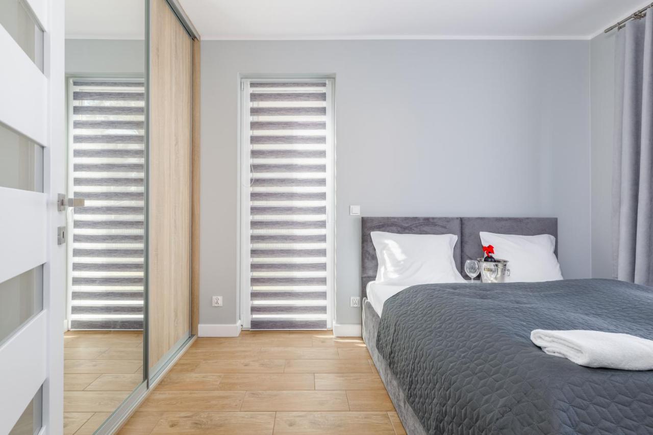 Apartment With Parking 500 M From The Sea By Noclegi Renters Miedzywodzie Exterior photo